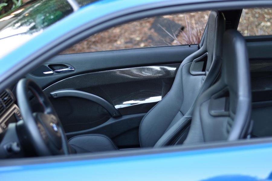 Интерьер BMW M3 Coupe Laguna Seca Blue (E46) 2003 года  (фото 105 из 149)